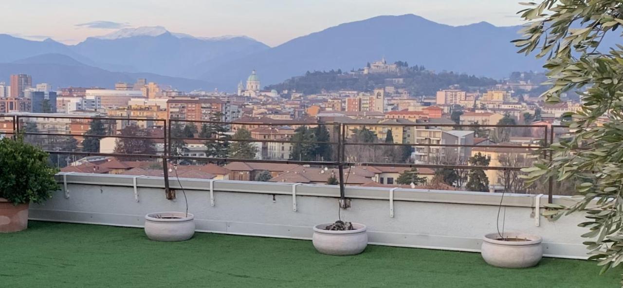 Attico Sky Garden Lägenhet Brescia Exteriör bild